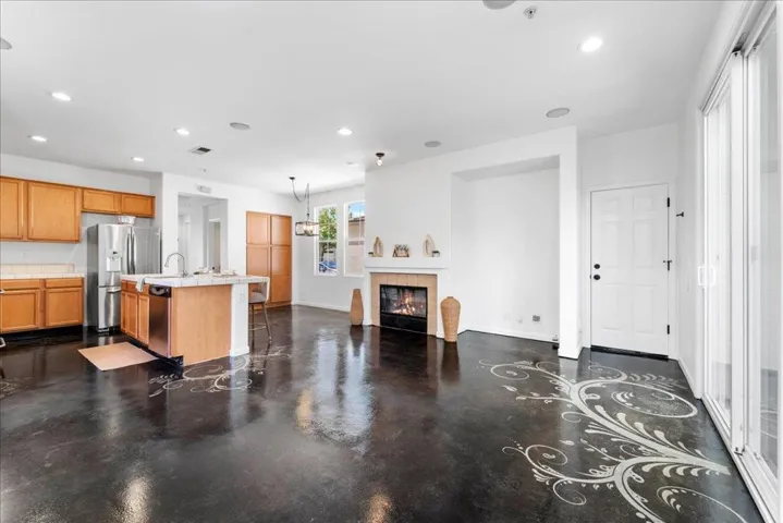 21 La Jolla Street, Watsonville, California 95076