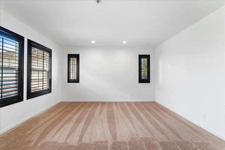21 La Jolla Street, Watsonville, California 95076