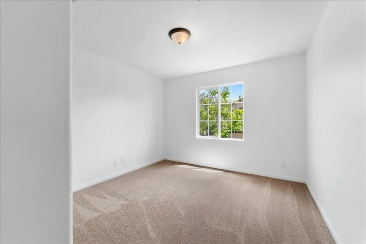 21 La Jolla Street, Watsonville, California 95076