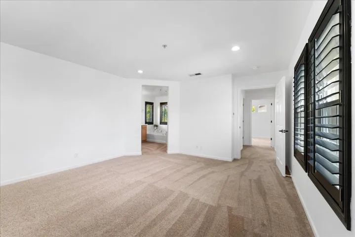 21 La Jolla Street, Watsonville, California 95076