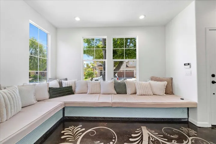 21 La Jolla Street, Watsonville, California 95076