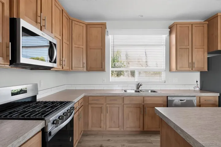 33112 Haddock St, Winchester, California 92596