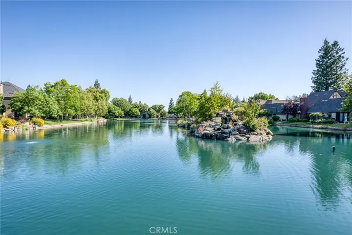 2997 W Silverhill, Fresno, California 93711