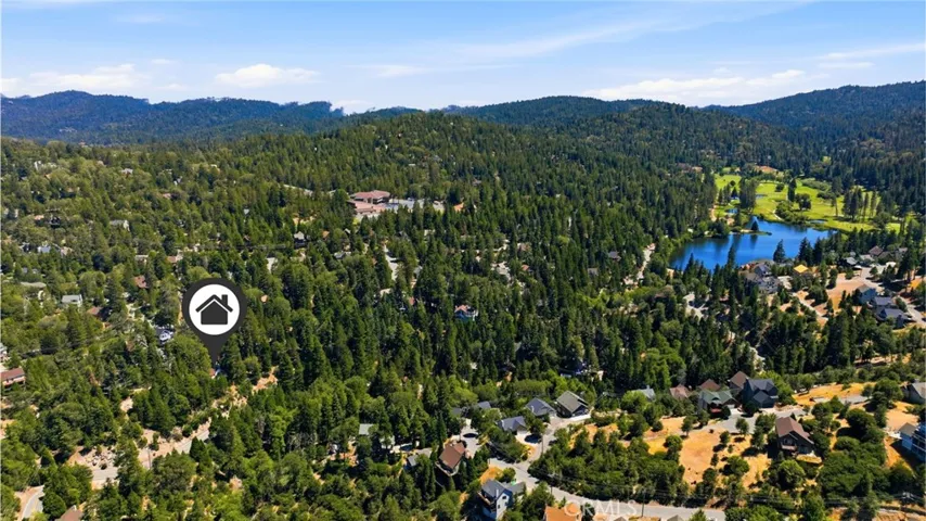 915 Brentwood Drive, Lake Arrowhead, California 92352