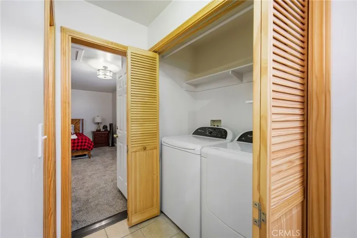 915 Brentwood Drive, Lake Arrowhead, California 92352
