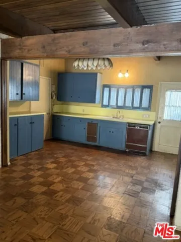 Kitchen & Door to Garage