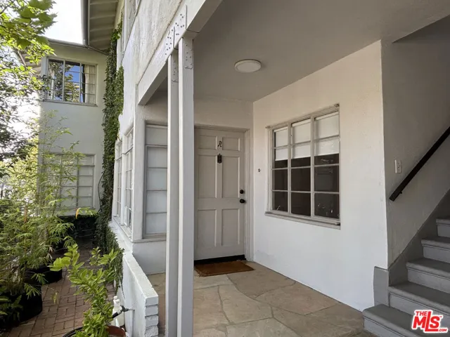 751 18th Street A, Santa Monica, California 90402