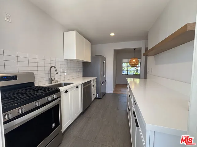 751 18th Street A, Santa Monica, California 90402