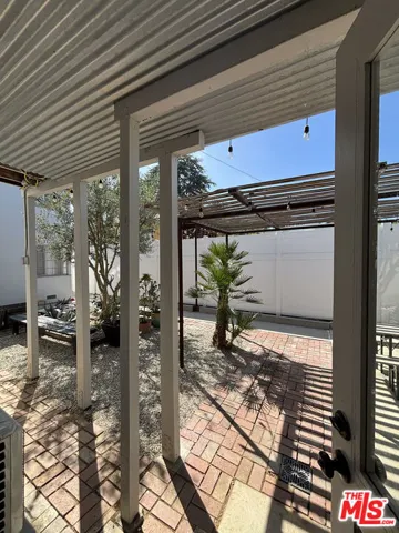 751 18th Street A, Santa Monica, California 90402