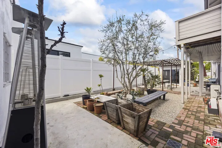 751 18th Street A, Santa Monica, California 90402