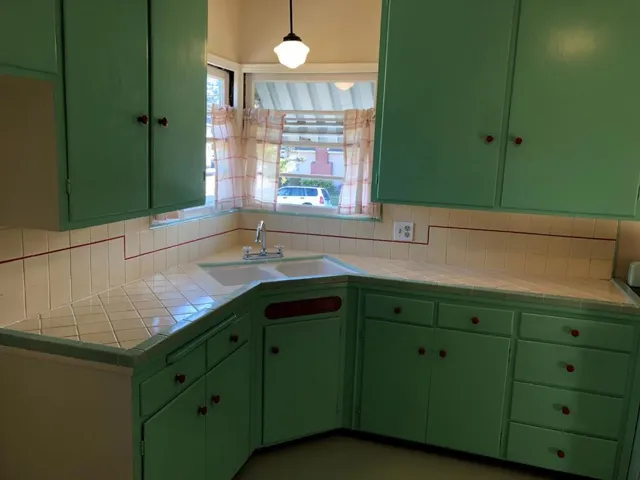 1006 Seabright Avenue, Santa Cruz, California 95062