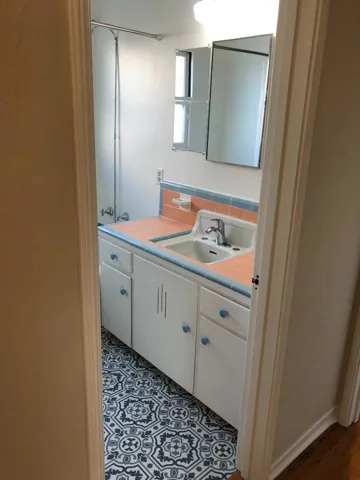1006 Seabright Avenue, Santa Cruz, California 95062