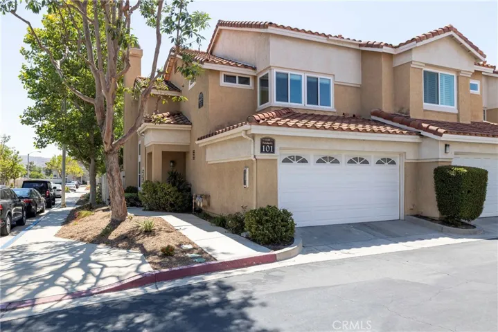 1120 Portofino Court 101, Corona, California 92881