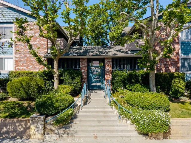 13126 Bromont 1, Sylmar, California 91342