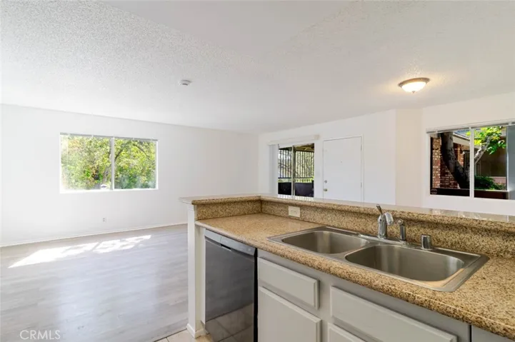 13126 Bromont 1, Sylmar, California 91342