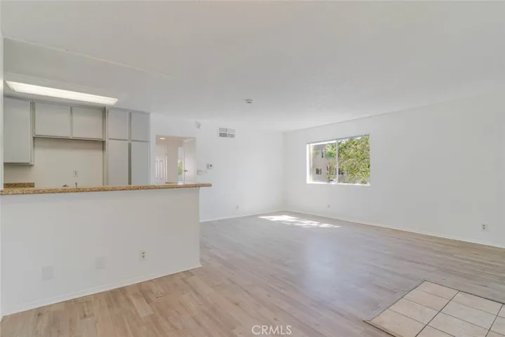 13126 Bromont 1, Sylmar, California 91342