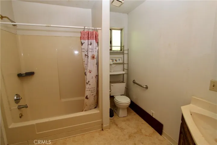 4153 Frye Avenue, Clearlake, California 95422