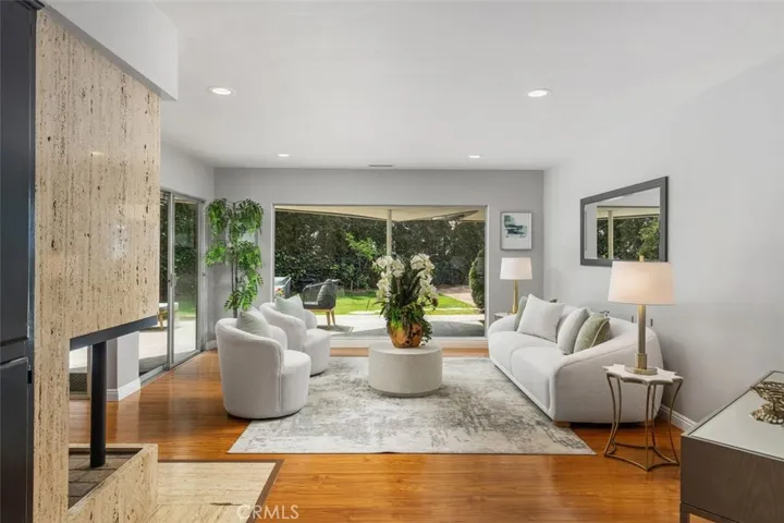 2206 Canyon, Arcadia, California 91006