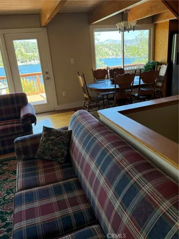 28838 Palisades, Lake Arrowhead, California 92352