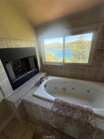28838 Palisades, Lake Arrowhead, California 92352