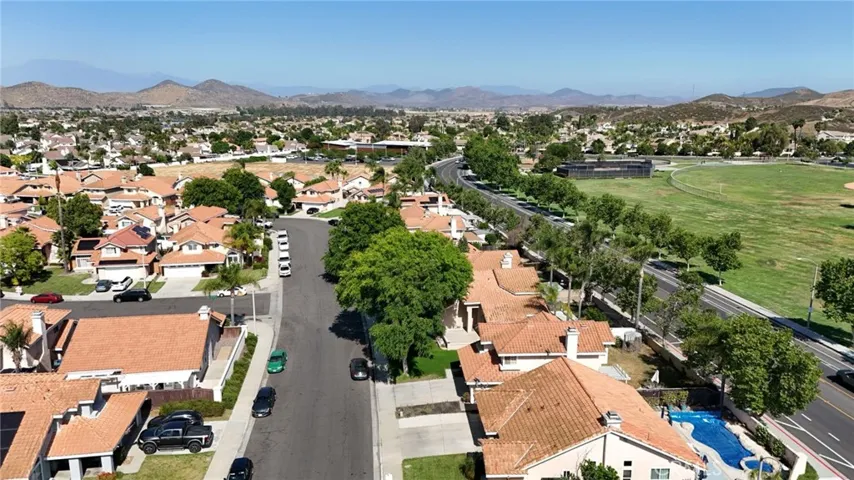 28594 Moon Shadow Drive, Menifee, California 92584
