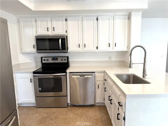 28594 Moon Shadow Drive, Menifee, California 92584