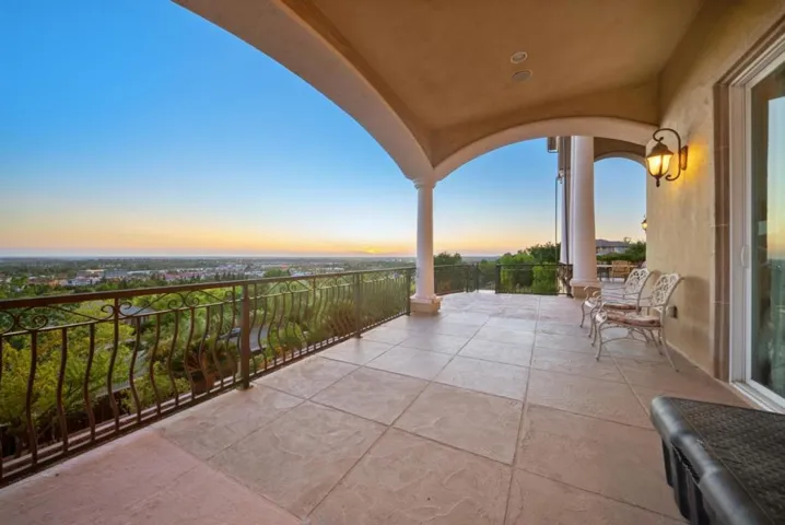 477 Serpa Way, Folsom, California 95630