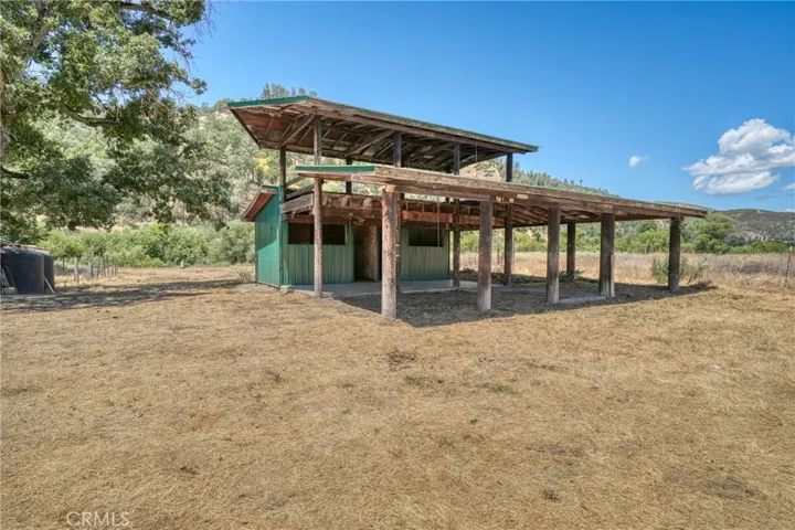 1603 New Long Valley, Clearlake Oaks, California 95423