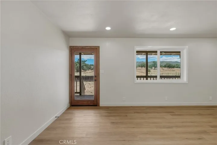1603 New Long Valley, Clearlake Oaks, California 95423