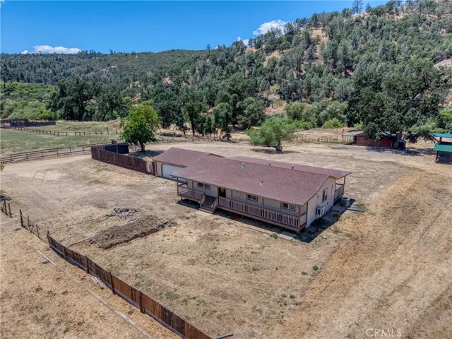 1603 New Long Valley, Clearlake Oaks, California 95423