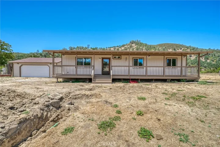 1603 New Long Valley, Clearlake Oaks, California 95423