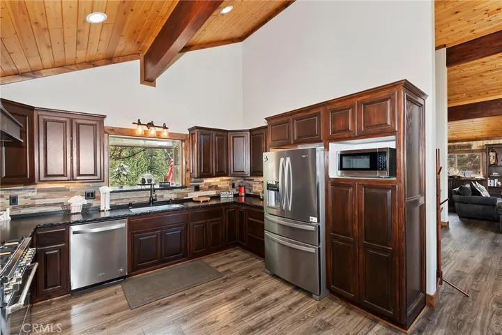 4335 Sand Canyon Road, Big Bear Lake, California 92315