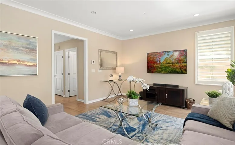 56 Island Carol, Irvine, California 92620