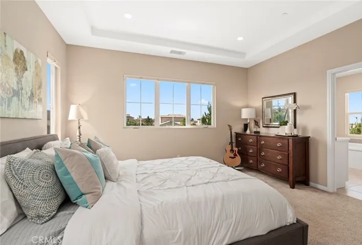 56 Island Carol, Irvine, California 92620