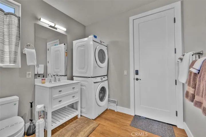 Laundry / bathroom