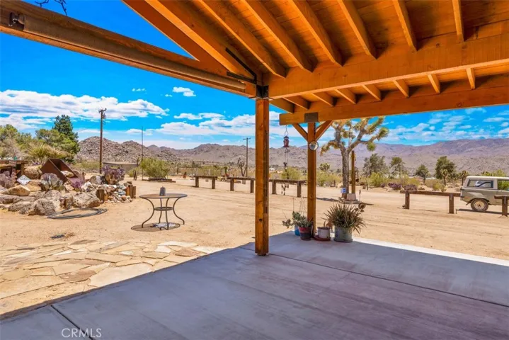 East porch views towards Joshua Tree Park