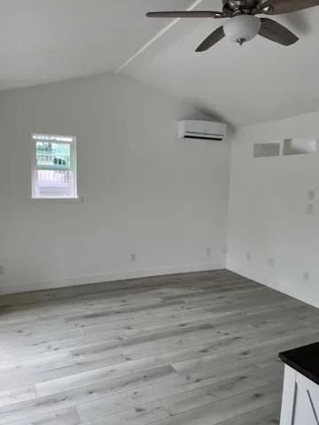 697 Ocean View Avenue, Encinitas, California 92024