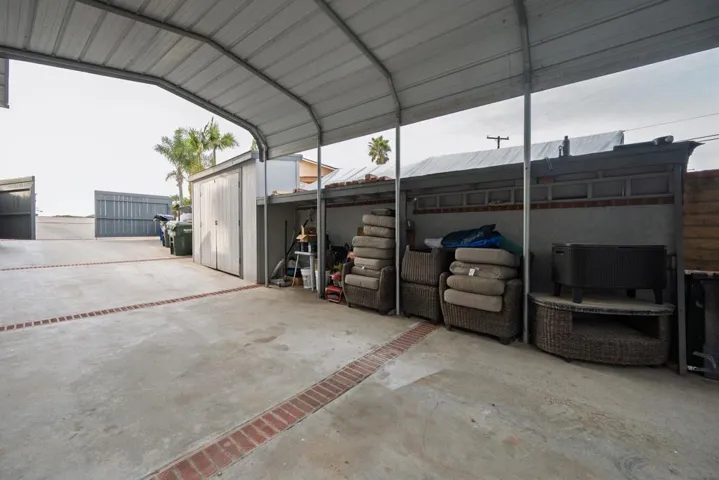 444 Avalon Dr., Vista, California 92084