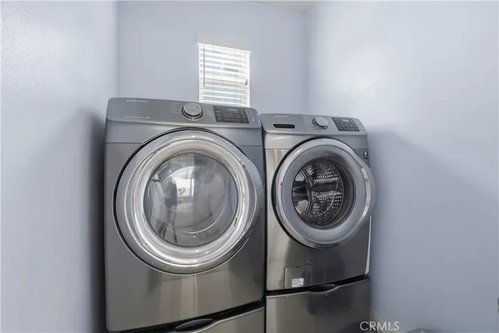 LAUNDRY ROOM WASHER AND DRYER INCLUEDED, (NO WARRANTEE)