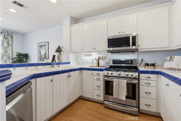 KITCHEN AND DINING