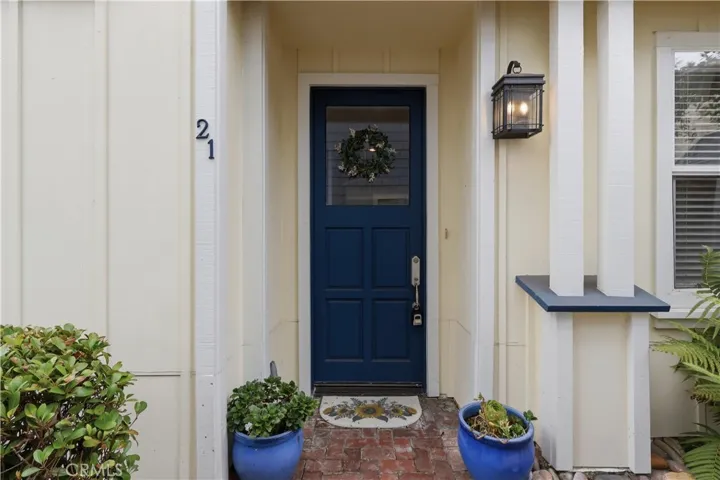 FRONT DOOR
