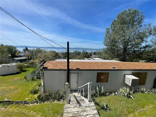 3855 Lakeview, Lucerne, California 95458