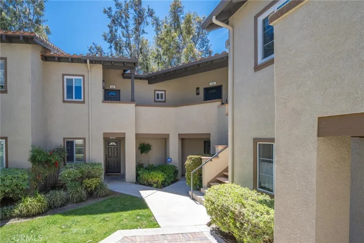 16 Via Solaz, Rancho Santa Margarita, California 92688