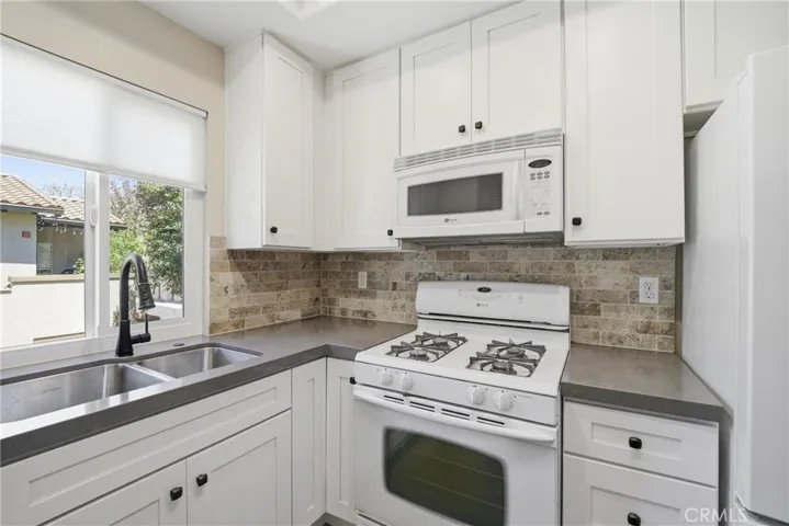 16 Via Solaz, Rancho Santa Margarita, California 92688