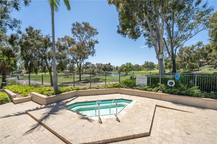 16 Via Solaz, Rancho Santa Margarita, California 92688