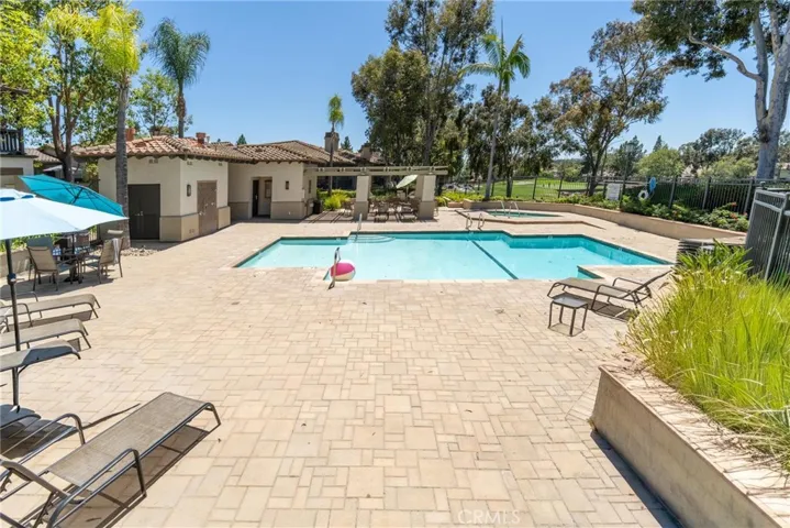 16 Via Solaz, Rancho Santa Margarita, California 92688