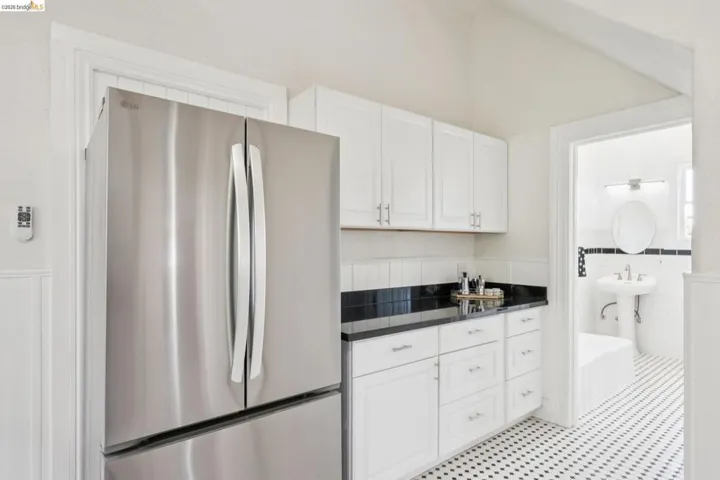 2230 23rd Ave, Oakland, California 94606