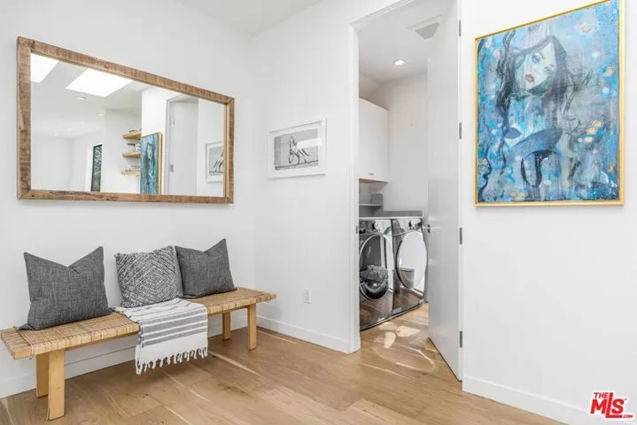 1724 Pine Street, Santa Monica, California 90405