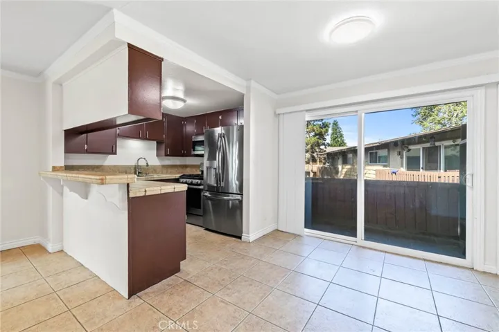 3050 S Bristol 1j, Santa Ana, California 92704