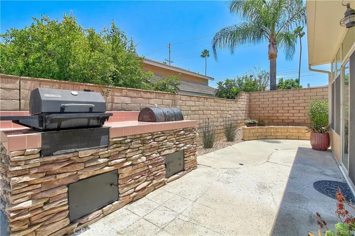 3065 S Buena Vista, Corona, California 92882
